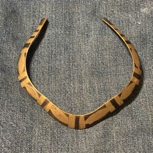 VTG etched choker collared necklace